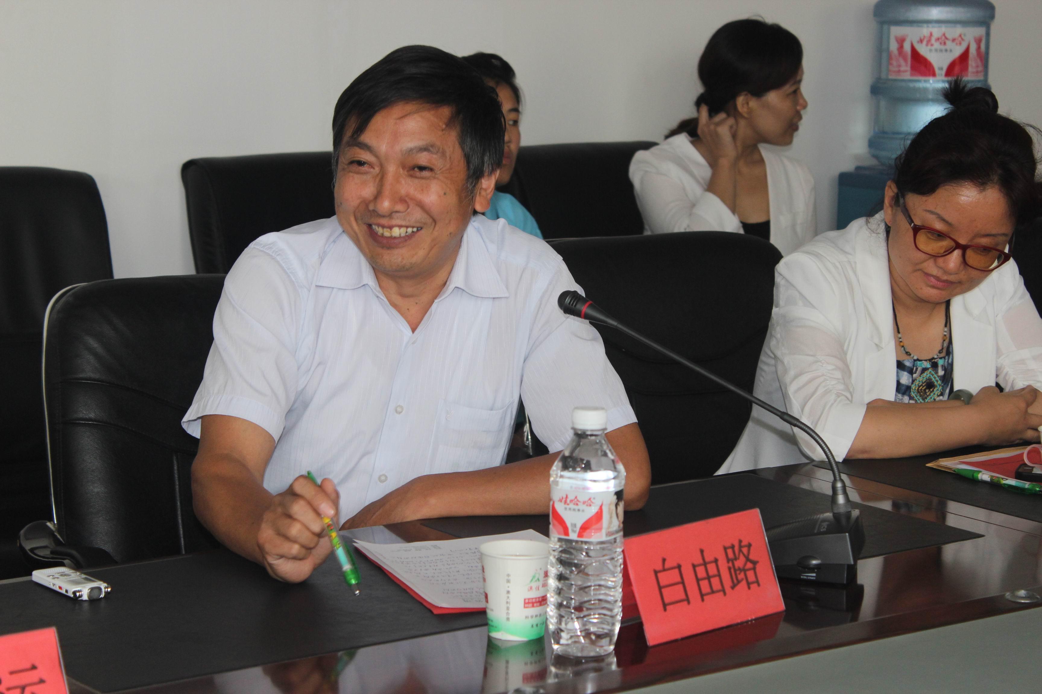 DƬ10.jpg